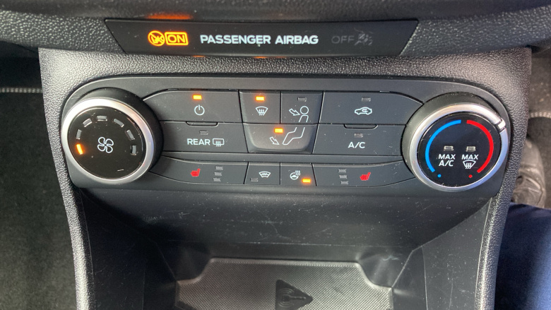 Ford Fiesta 1.0 EcoBoost Titanium 5dr Petrol Hatchback